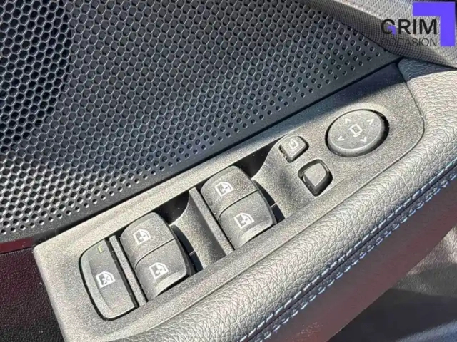 Bmw Serie 1 118i 136 ch dkg7 — photo 26
