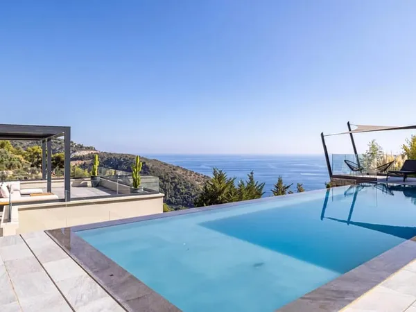 Èze - Villa contemporaine rénovée avec vue mer