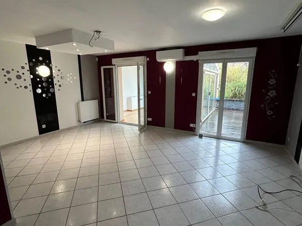 Maison BOURGOIN-JALLIEU 1400€ REF. : LM359