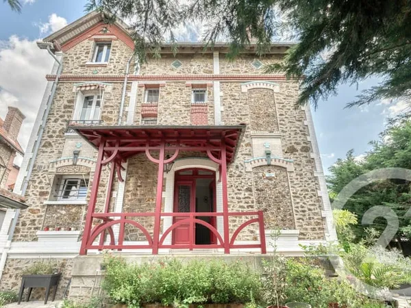 Maison 7 pièces 180 m²