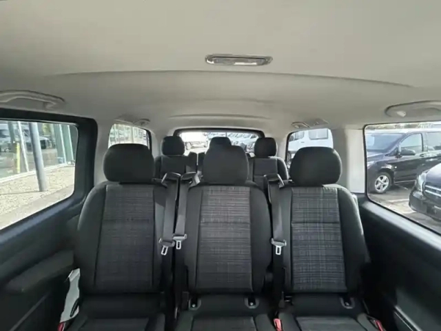 Mercedes Vito 116 cdi tourer long — photo 13