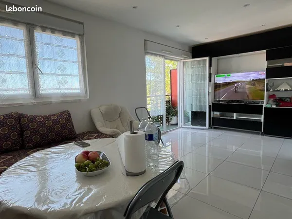 Appartement lumineux meublé 2 chambres lu