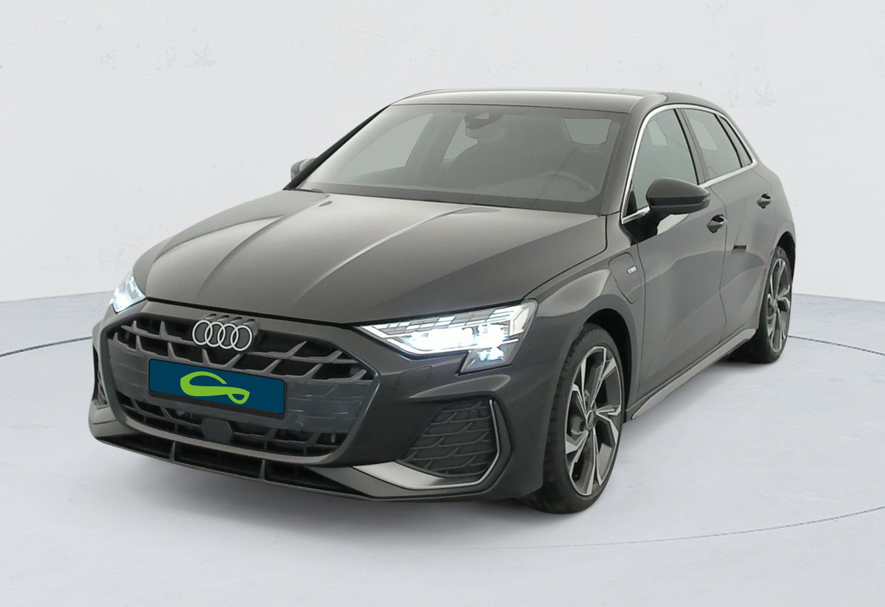 Audi A3 Sportback — photo 1