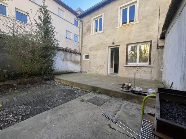 APPARTEMENT T2 BIS - TARARE