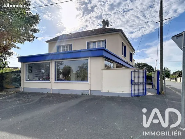 Maison 6 pièces 320 m²