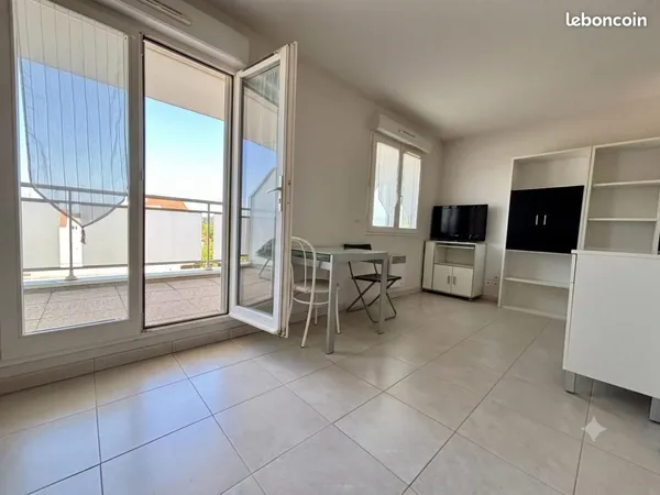 Studio 1 pièce 23 m²