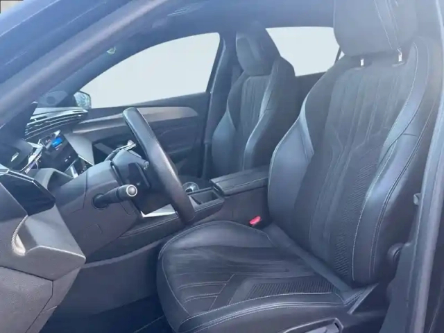 Peugeot 308 phev 180 e-eat8 — photo 11