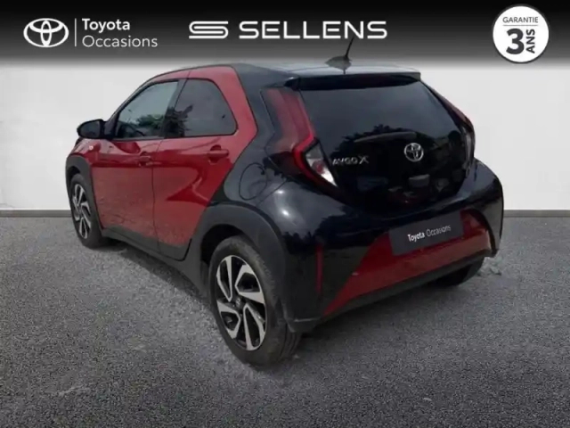 Toyota Aygo X 1.0 vvt-i 72ch design my24 — photo 2
