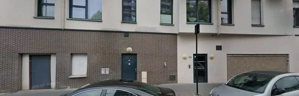 Local commercial 603 m²
