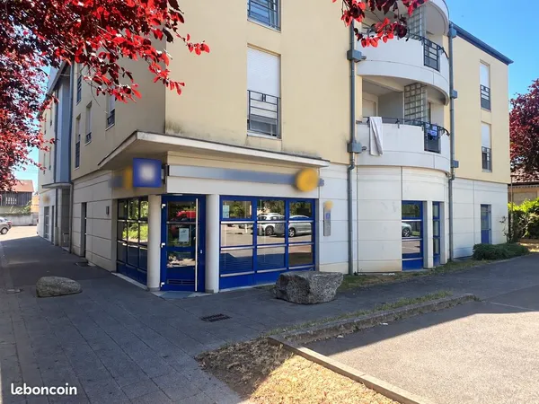 Local 384 m² Kingersheim