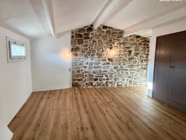 Appartement 3 pièces - Au centre de Flayosc