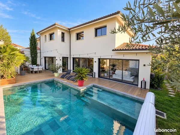 Maison 167m² 4 chambres - Tresses - Prestations haut de gamme