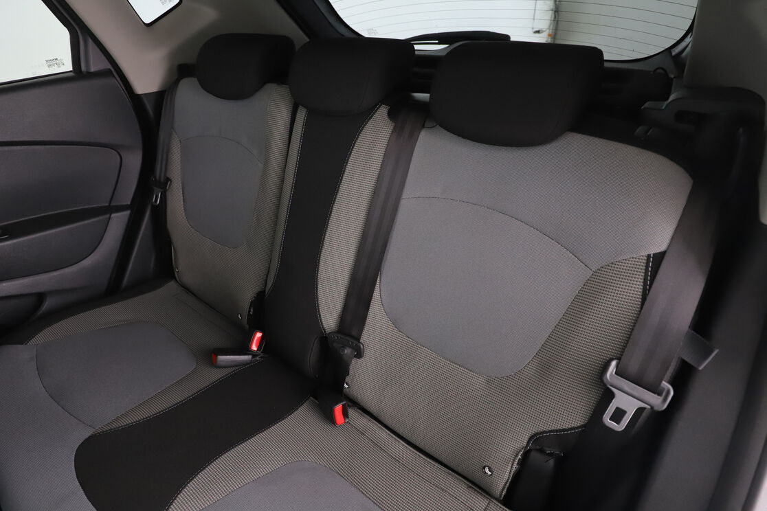 Renault Captur 1.5 dCi Energy Cool Grey Eco2 — photo 13