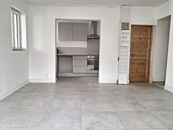 Appartement 3 pièce et Garage