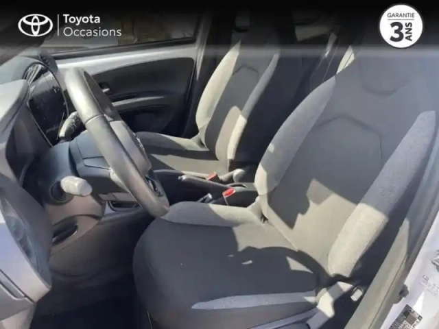 Toyota Aygo X 1.0 vvt-i 72ch dynamic my24 — photo 11