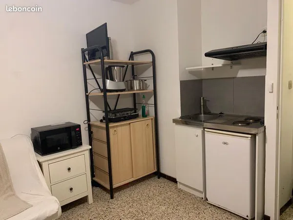 Location studio 18 m2 proche centre ville