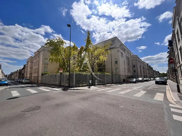 Garage et parking Location Reims 75€