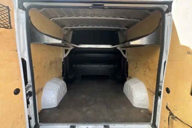 Peugeot Boxer cabine approfondie 7 places 3.3 t l2h1 140 s&amp;s — photo 22