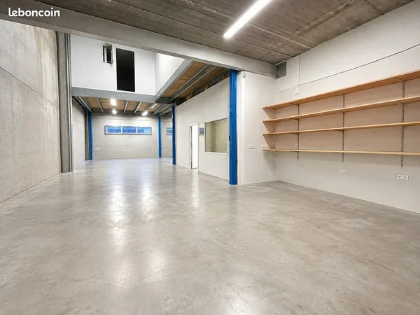 LOCAL D'ACTIVITE 325 m² LIEUSAINT