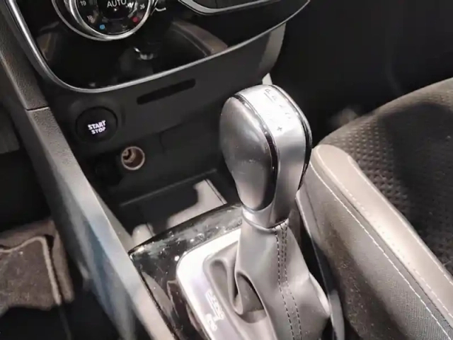 Renault Clio tce 120 energy edc intens — photo 24