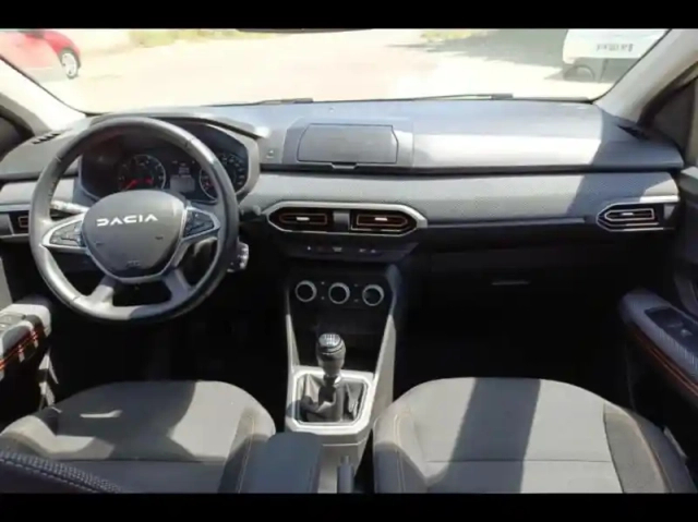 Dacia Sandero 1.0 eco-g 100ch stepway essential — photo 9
