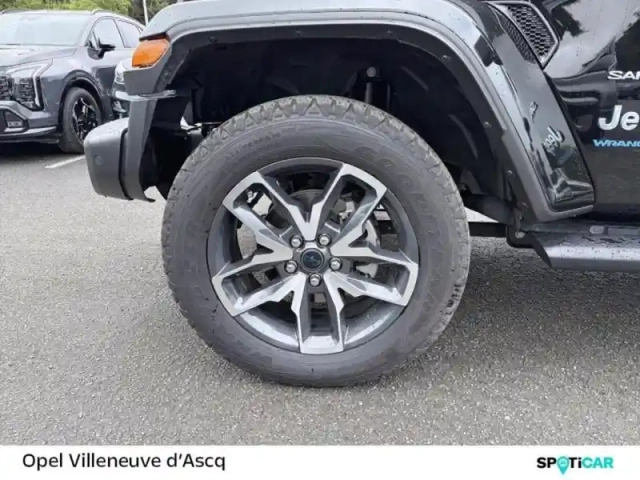 Jeep Wrangler unlimited 2.0 t 380ch 4xe sahara command trac — photo 13