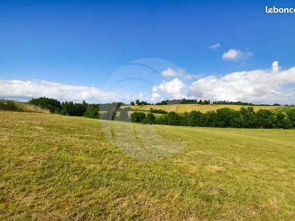 Terrain 1788 m² MONTALZAT