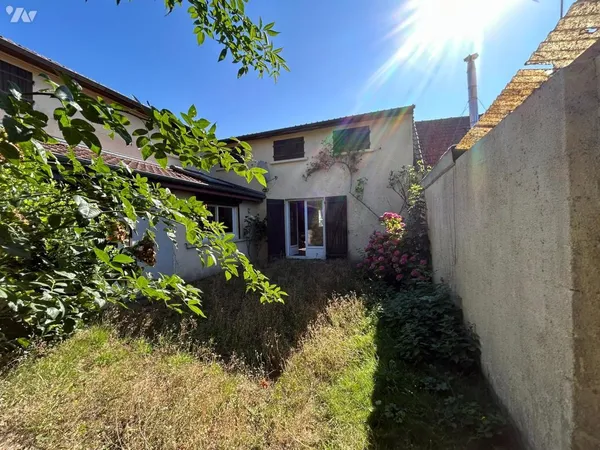 Vends maison de village - 130 m² - 6 pièces, 3 chambres - Guerbigny 80500