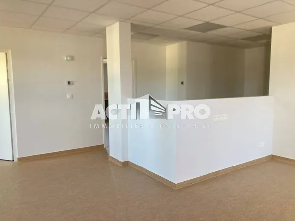 Local commercial 94 m²