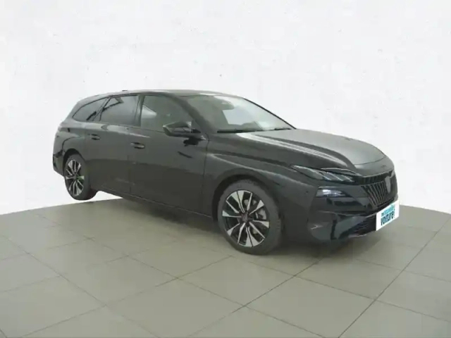 Peugeot 308 sw hybrid 145 e-dcs6 — photo 3