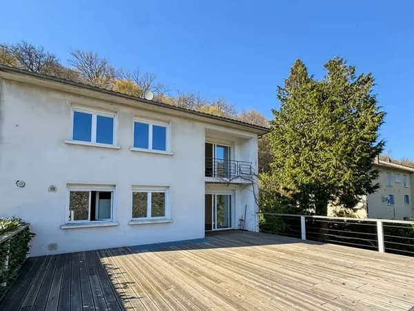 Maison 4 pièces 148 m²