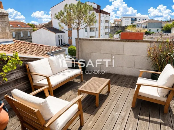 T3 - Pierre, lumière & terrasse privée. Un dernier étage d'exception