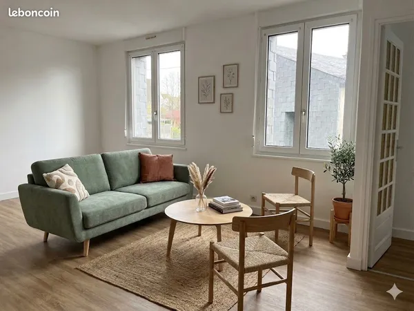 Robien vaste T3 lumineux et chaleureux de 63 m² état neuf