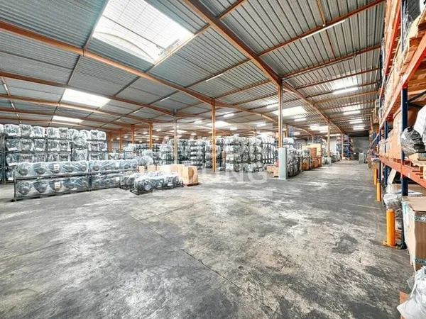Local d'activité 5185 m²