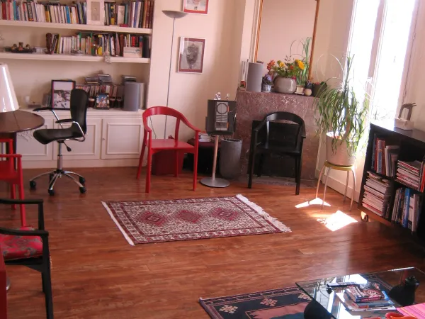 Loue appartement 80m² traversant et lumineux Asnières-sur-Seine, idéal pour transports Paris et La D