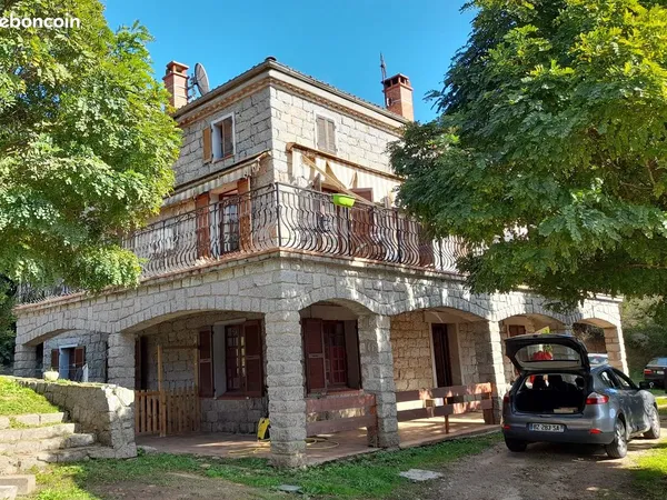 Joli Peti'Appartement Meublé au VILLAGE