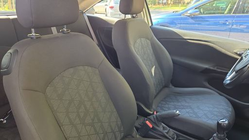 Opel Corsa 1.4 90 - Design 120 Ans – 2019 – 136739 km – Essence – Boîte Manuelle — photo 24