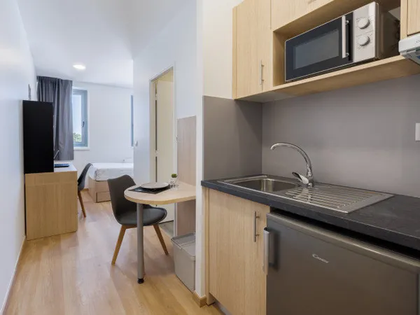 Appartement Location L'Haÿ-les-Roses 1p 24m² 830€