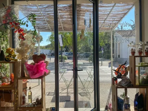 Local commercial à Coustellet, vente du droit au bail