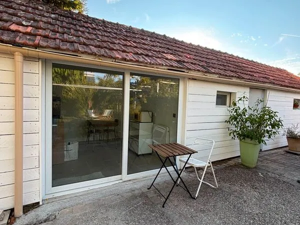 Location T1 bis meublé Location T1 bis meublé de 19m²- première occupationde 19m²- première occupati