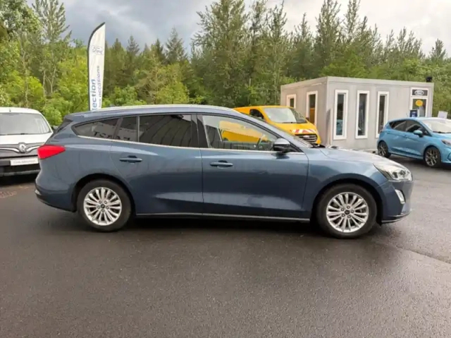 Ford Focus sw 1.5 ecoblue 120ch titanium x — photo 26