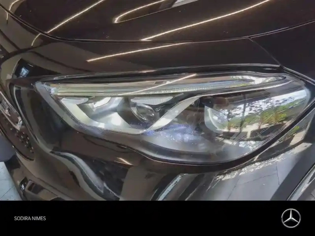 Mercedes Gla 200 d 150ch amg line 8g-dct — photo 10