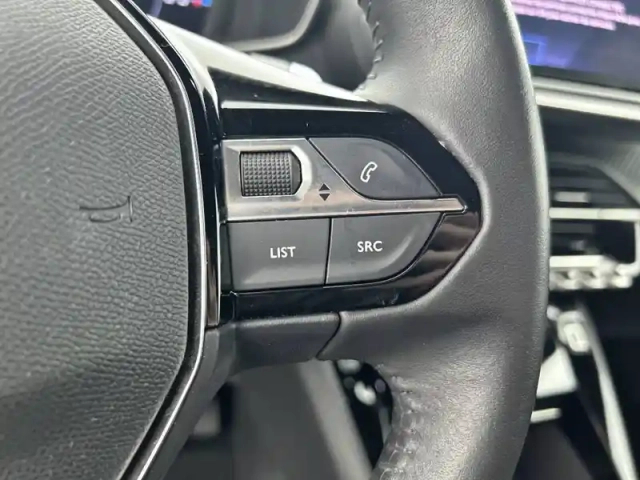 Peugeot 2008 puretech 130 s&amp;s eat8 — photo 20
