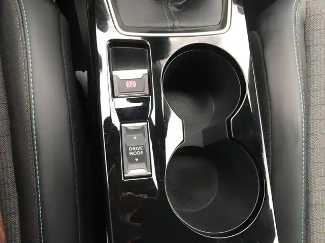 Peugeot 2008 puretech 130 s&amp;s bvm6 — photo 47
