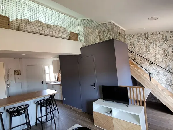 Duplex meublé 27 m² rénové - Centre-ville - Climatisation - Fibre