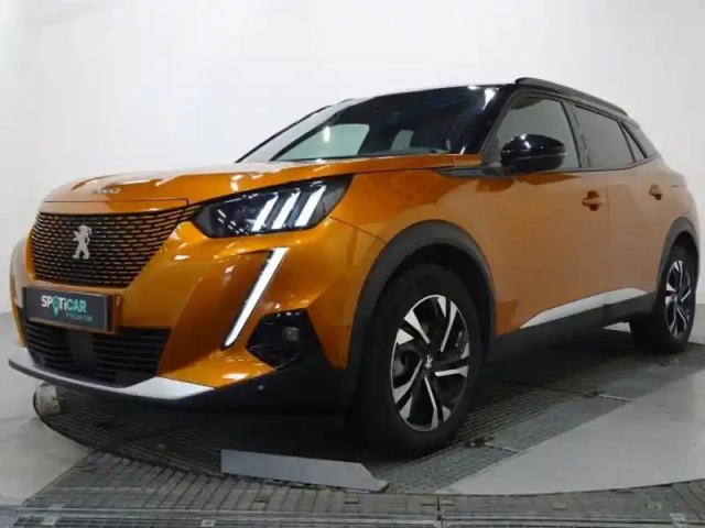Peugeot 2008 e- 136ch gt
