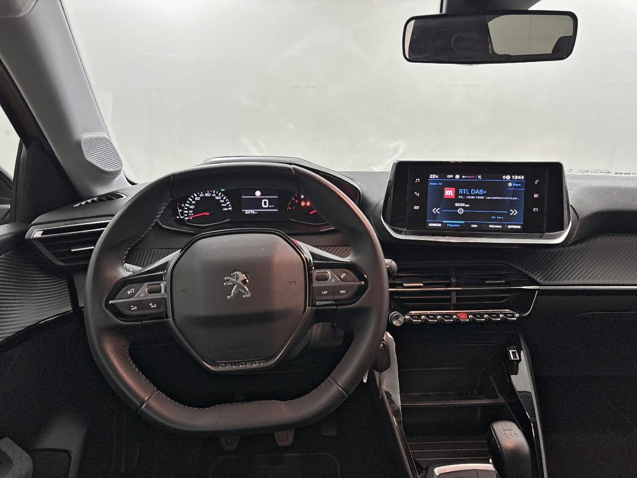 Peugeot 208 puretech 75 s&s bvm5 style — photo 12