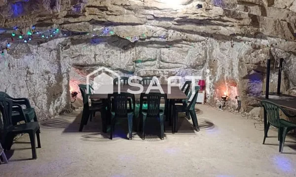 parcelle de terre avec sa cave