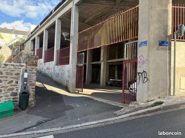 Emplacement de parking