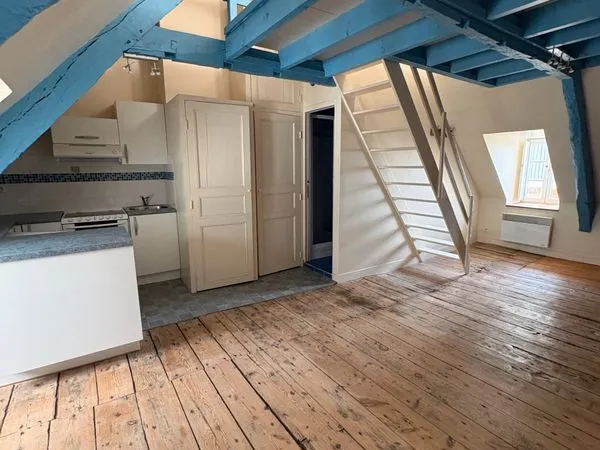 à louer - t2 avec mezzanine - quartier saint-servan